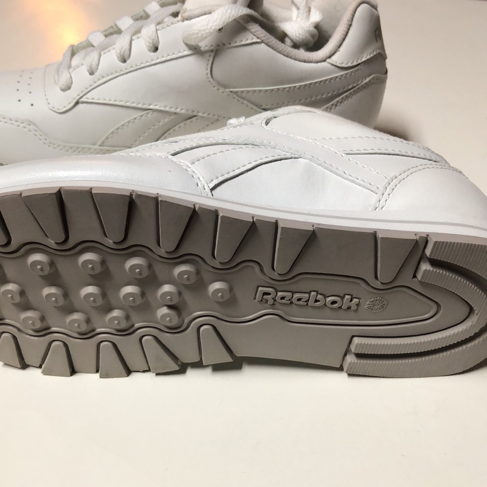 New white Reebox - Picture 4 of 4